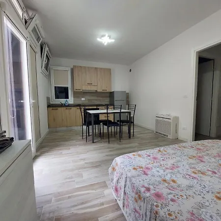 Levante Apartment *